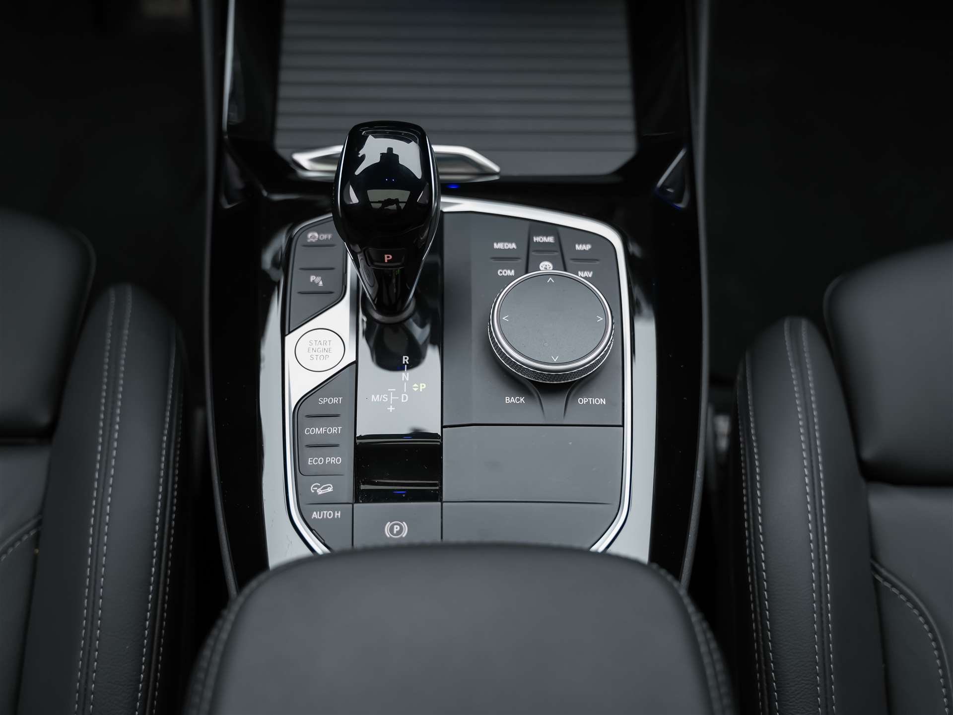 BMW X3 xDrive 48V M40d *Panorama*Laser*Head-Up*Harman/Kardon*-image-23