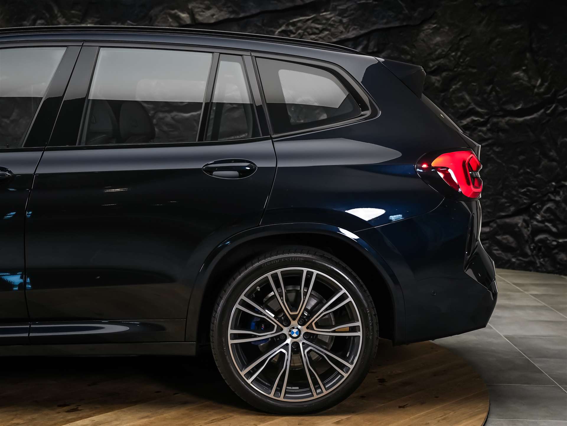 BMW X3 xDrive 48V M40d *Panorama*Laser*Head-Up*Harman/Kardon*-image-19