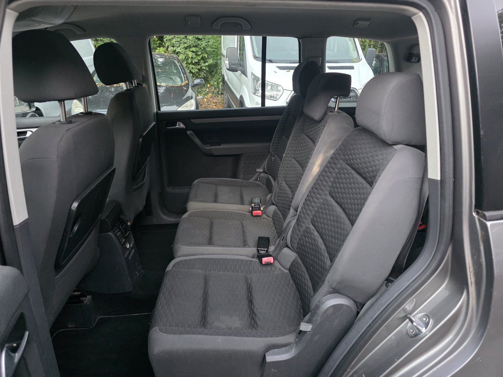 VW Touran 1.4 TSI Trendline-image-11