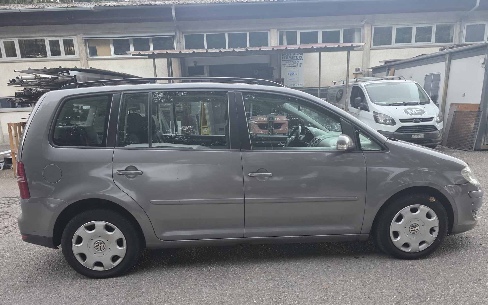 VW Touran 1.4 TSI Trendline-image-3