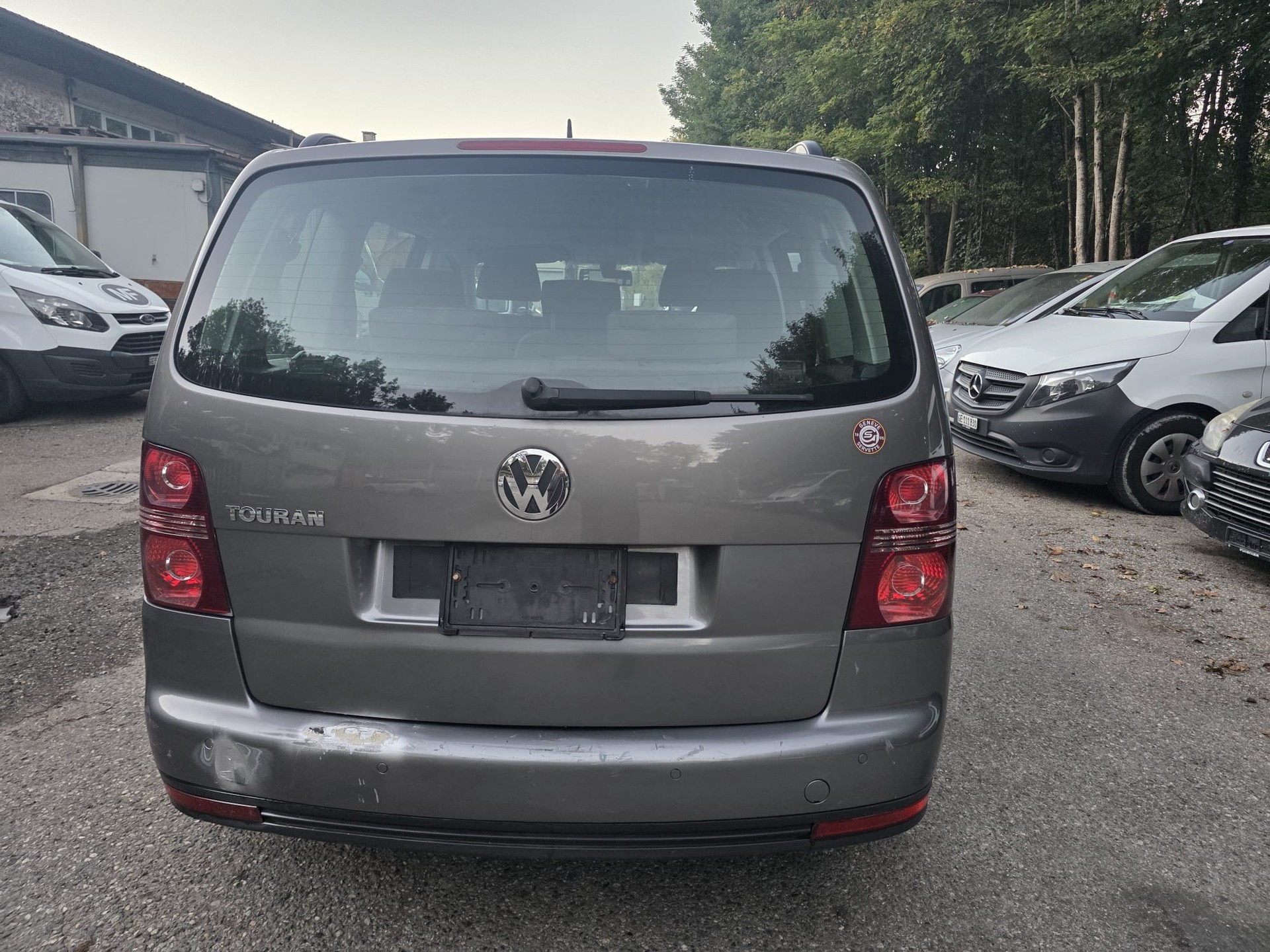 VW Touran 1.4 TSI Trendline-image-4