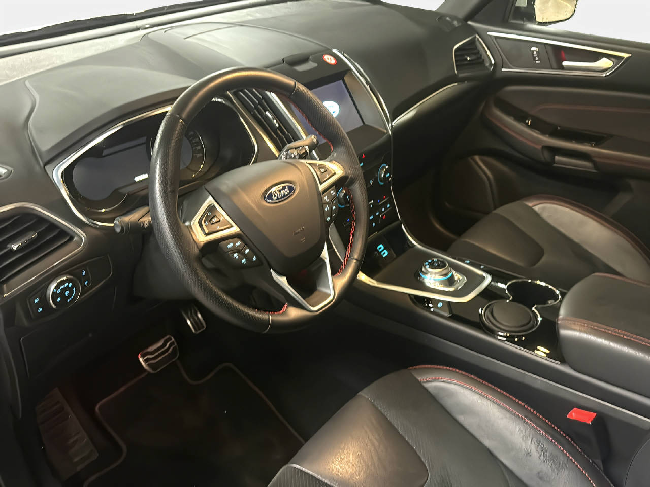 FORD S-Max 2.5 Hybrid ST-Line-image-10
