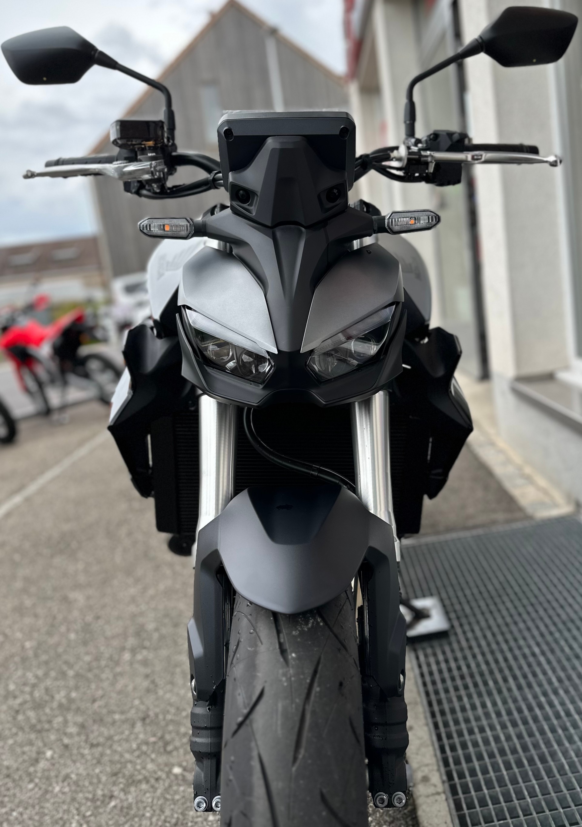 HONDA CB 1000 Hornet-image-1