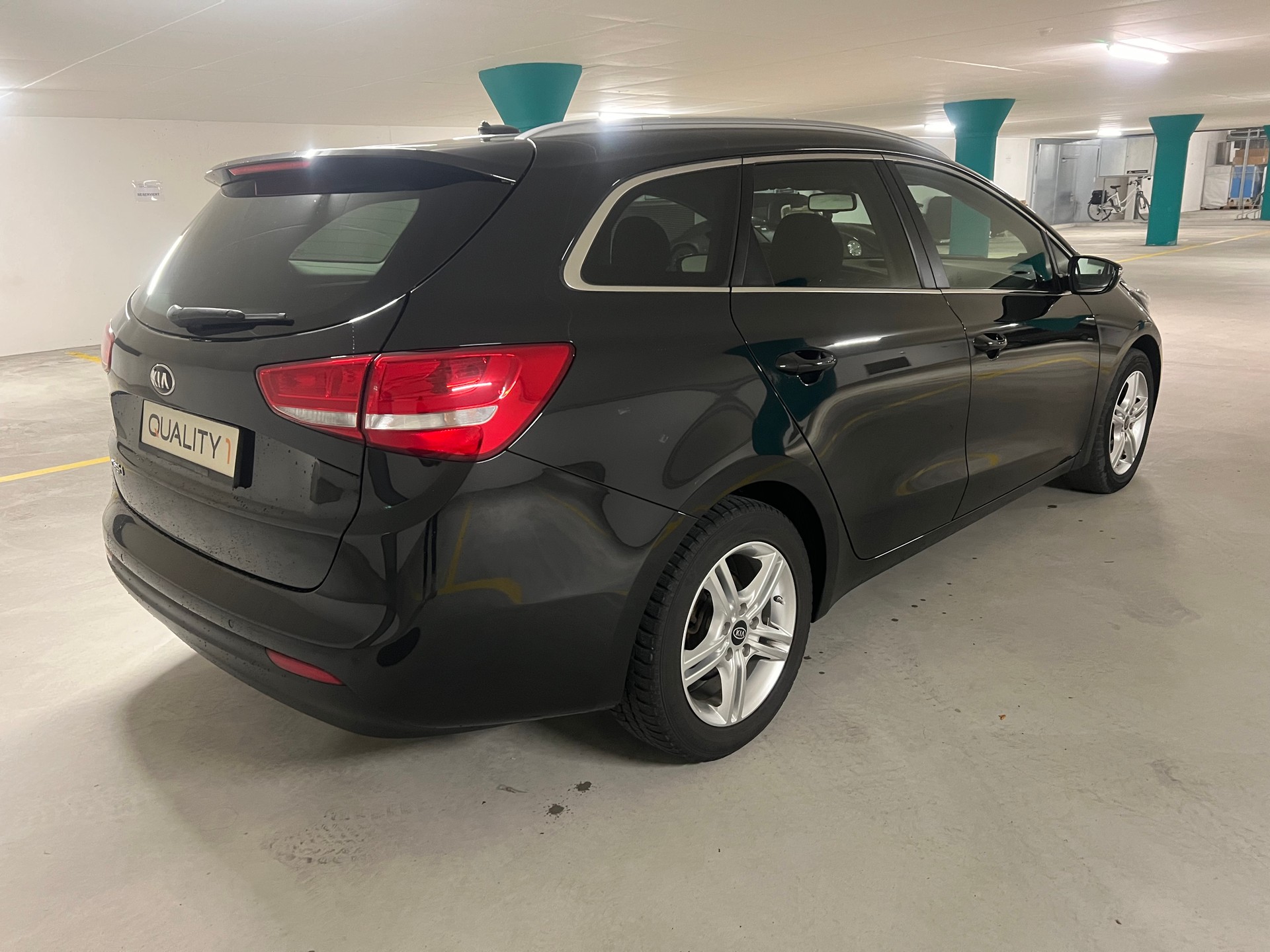 KIA Ceed Sportswagon 1.0 T-GDi Swiss Champion-image-3