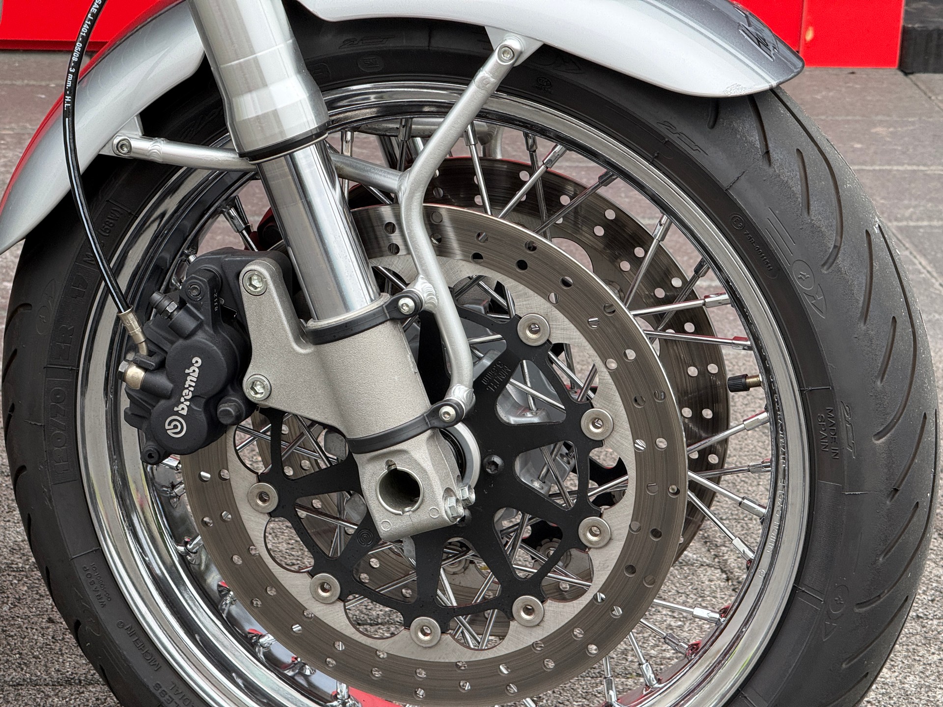 DUCATI GT 1000-image-8