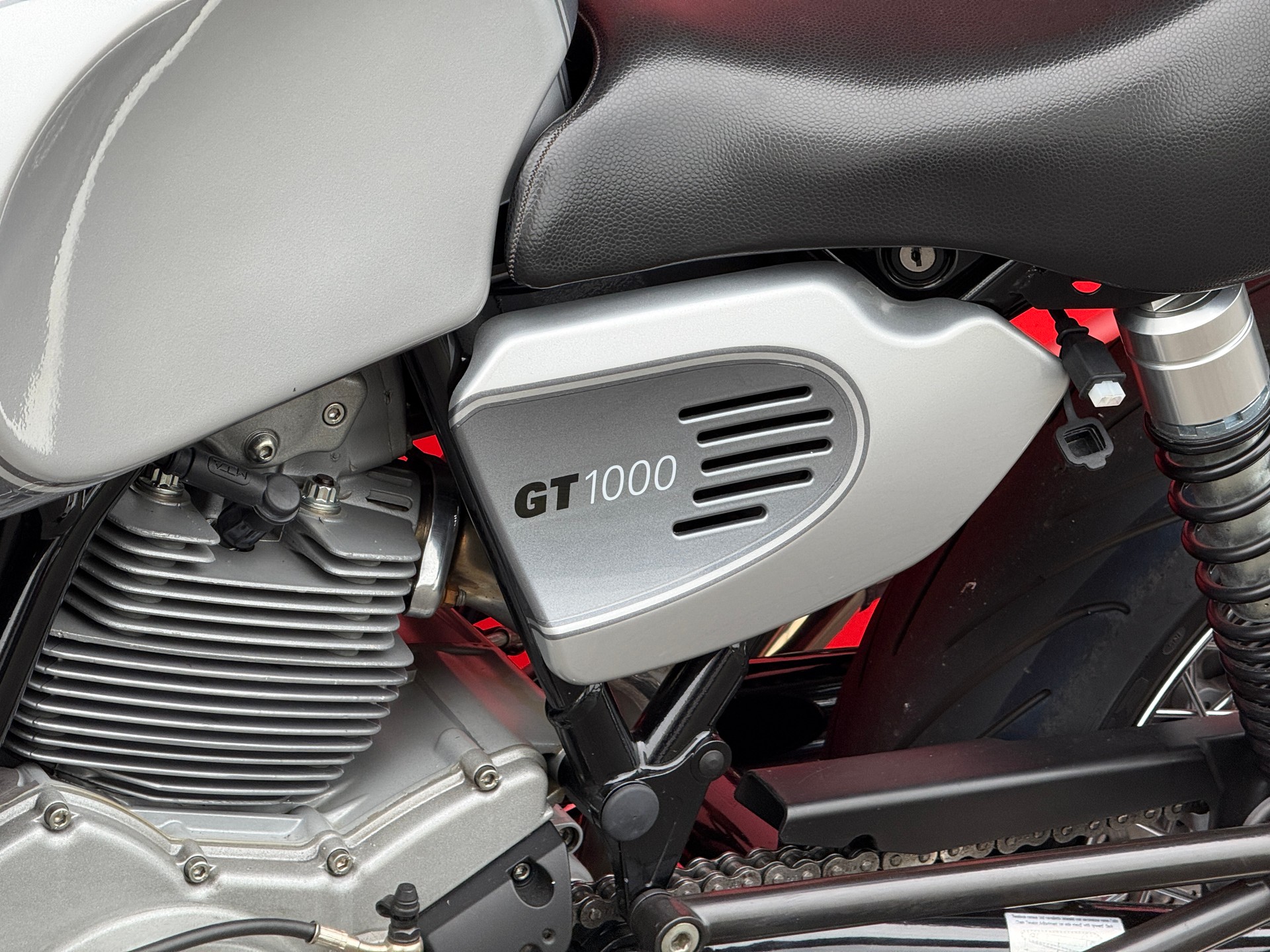 DUCATI GT 1000-image-11