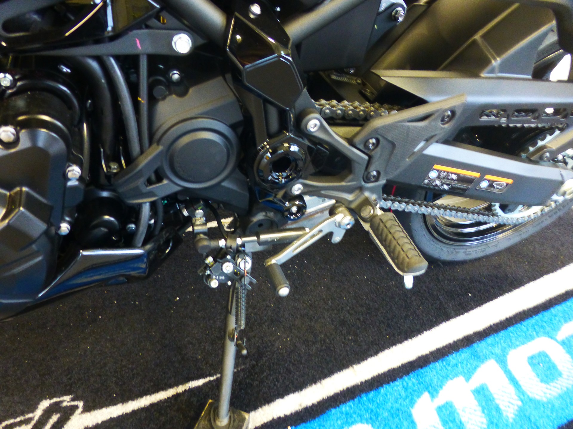 KAWASAKI Z 900-image-9