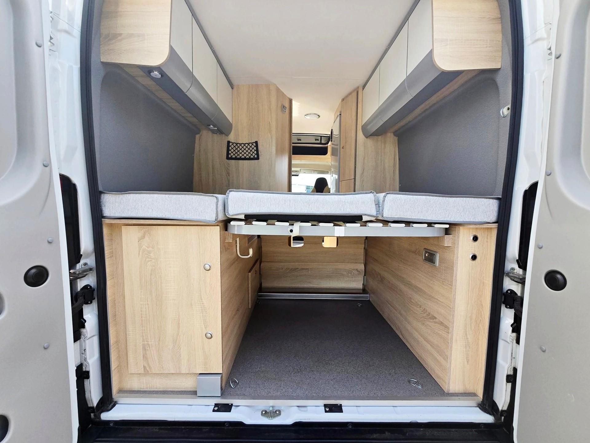 CLEVER VANS CELEBRATION 600 2,2 HDI DIESEL HUBDACH CITROEN-image-12