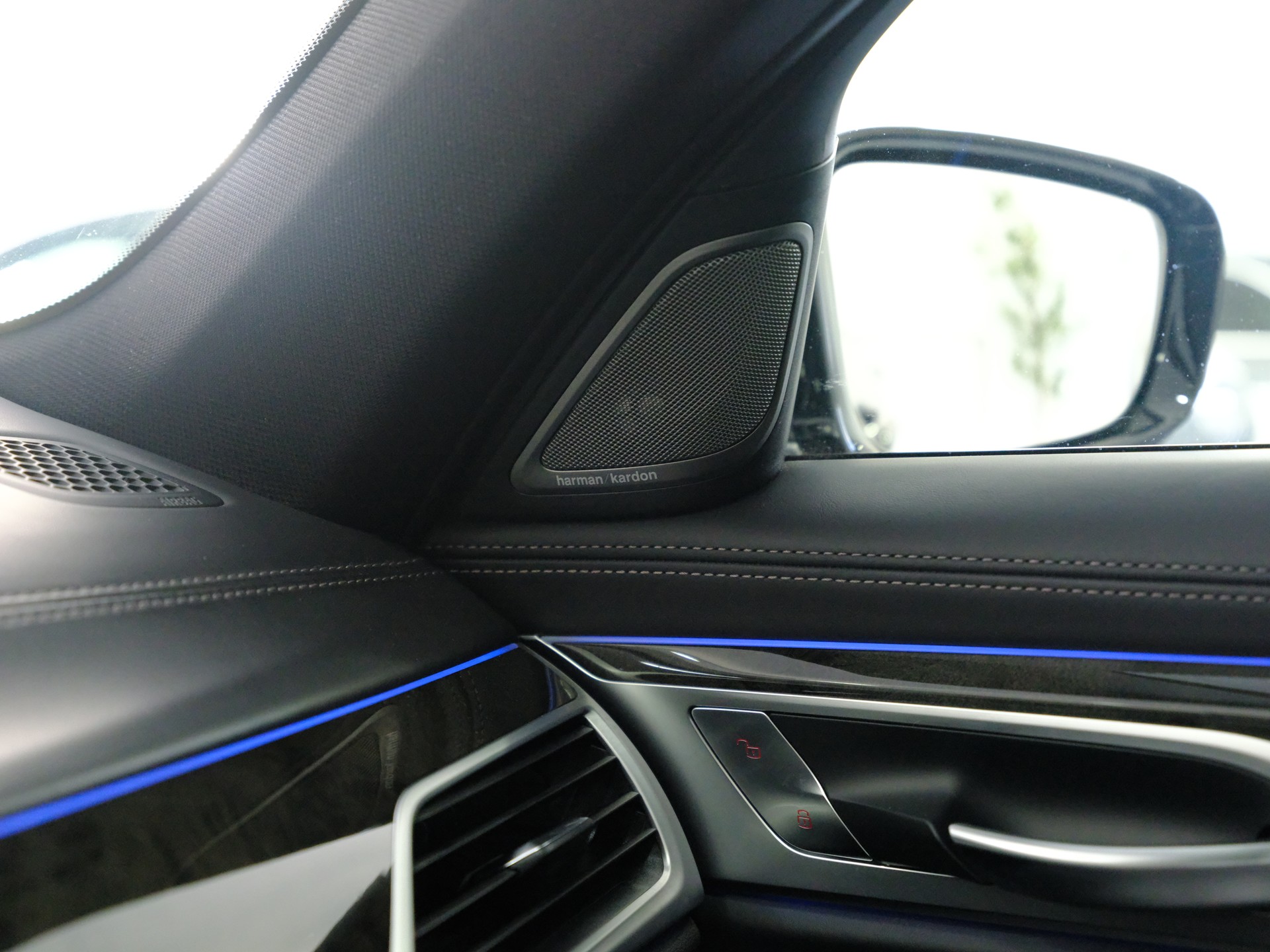 BMW 730Ld xDrive Steptronic-image-15