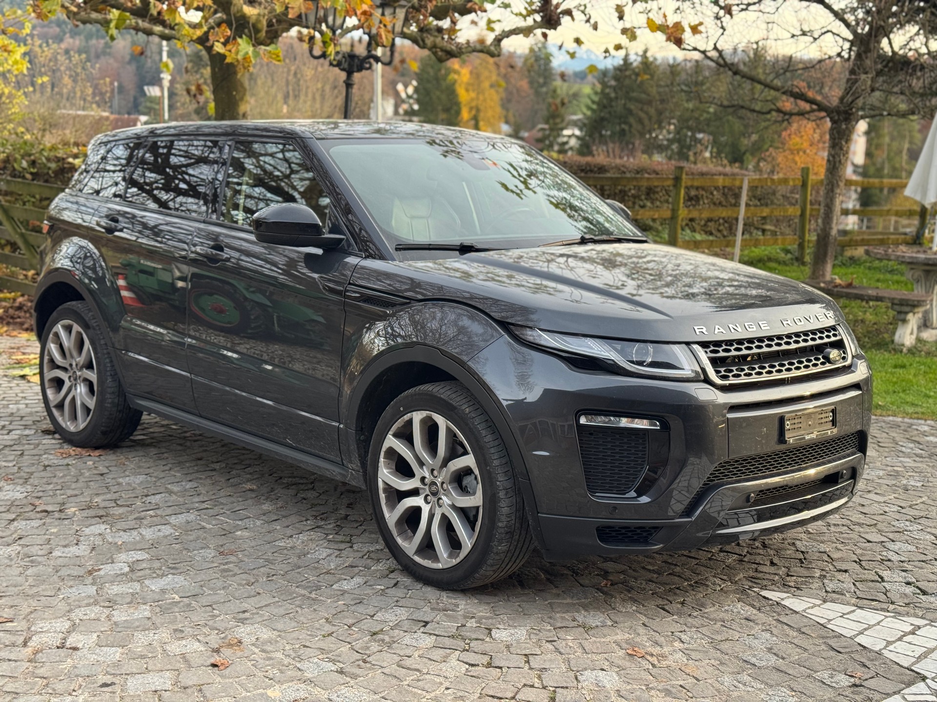 LAND ROVER Range Rover Evoque 2.0 Si4 SE Dynamic AT9