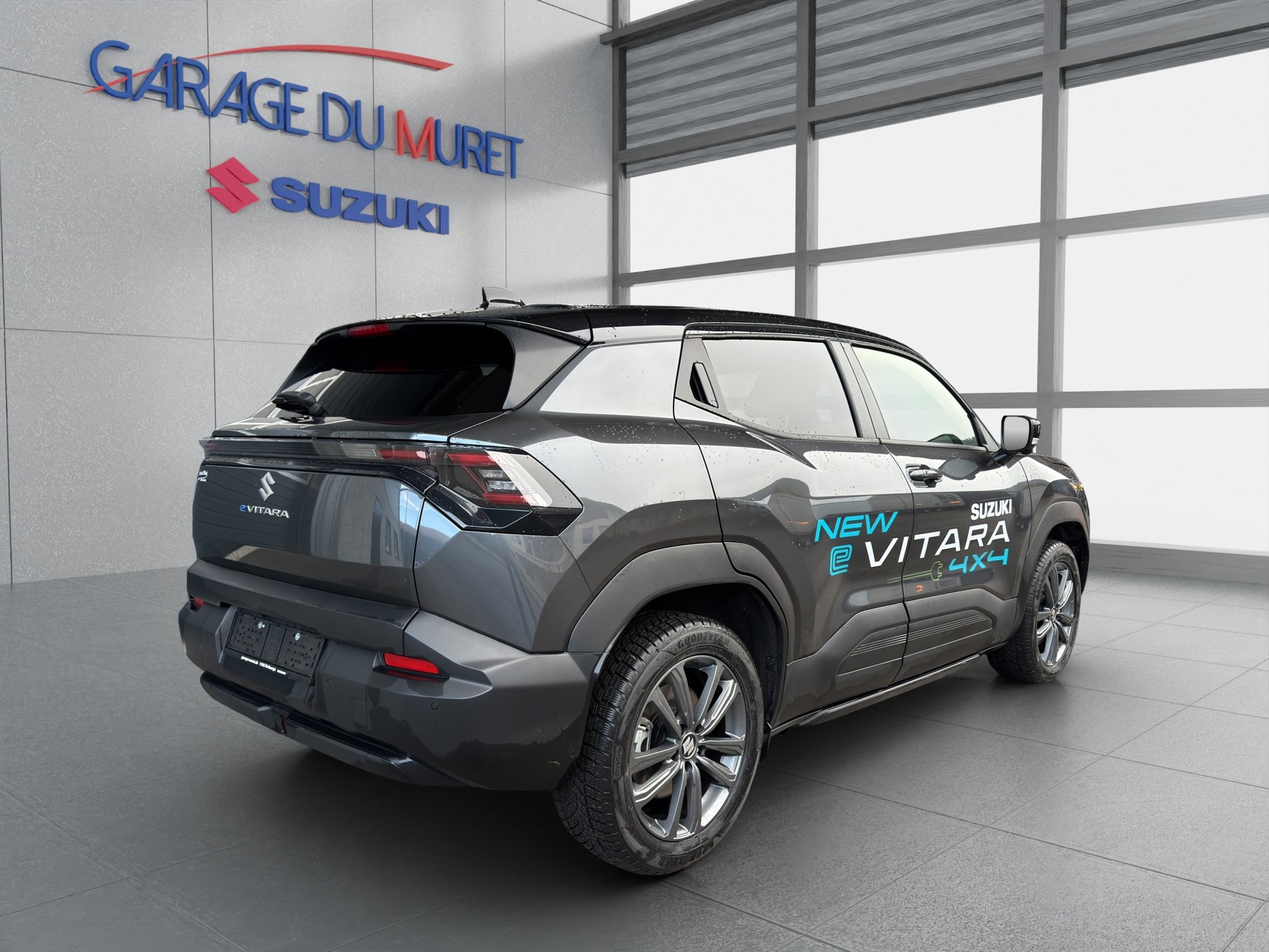SUZUKI e-Vitara 61kWh Compact Top 4x4-image-4