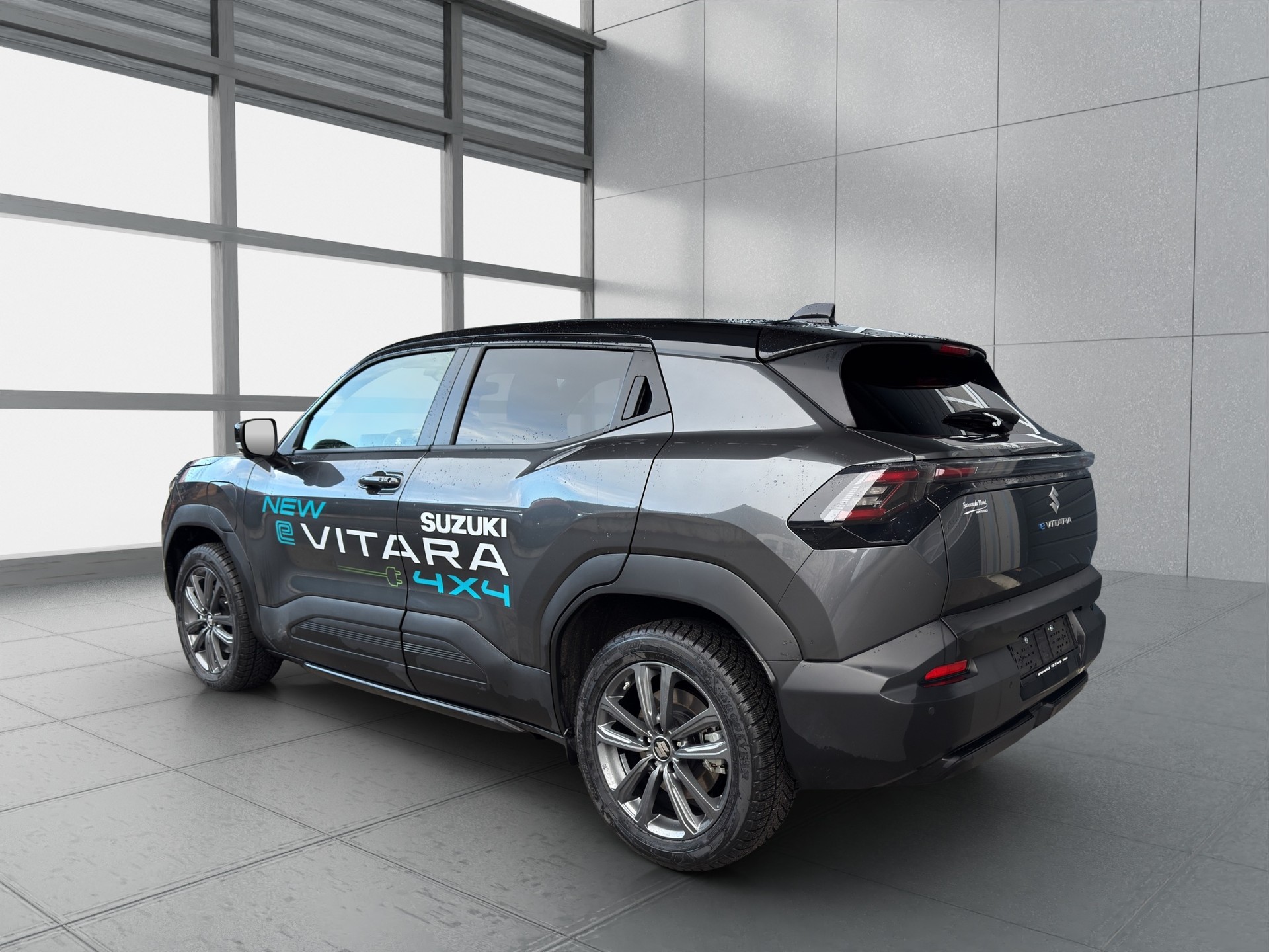 SUZUKI e-Vitara 61kWh Compact Top 4x4-image-2