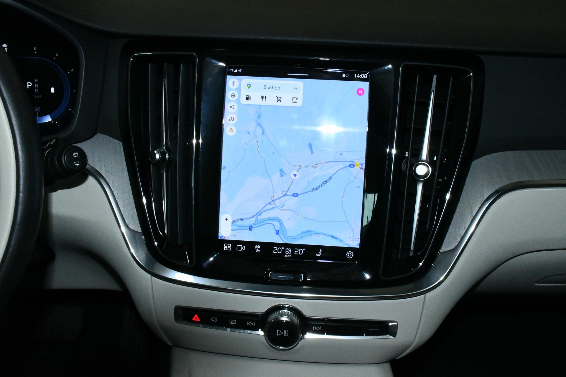 VOLVO V60 Cross Country AWD Ultim ACC*PAN*H&K*AHK*SBEL-image-12