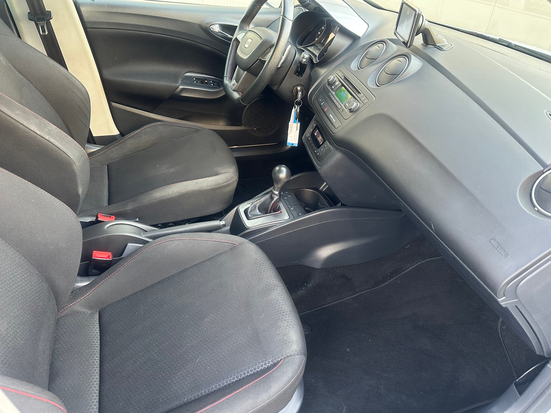 SEAT Ibiza ST 1.2 TSI FR Viva DSG-image-14