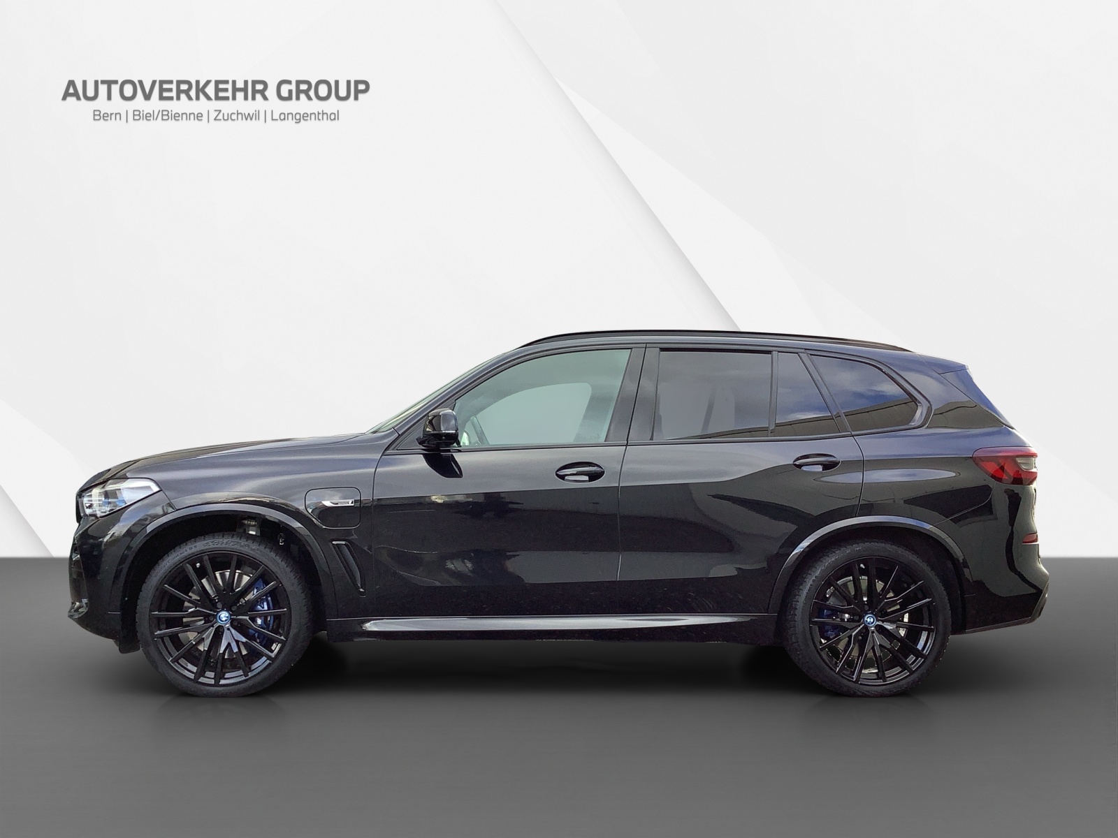 BMW X5 xDrive45e M Sport-showroom-element-2
