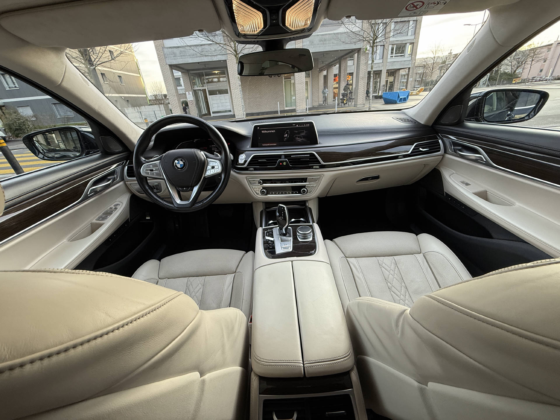 BMW 730d xDrive SAG-image-7