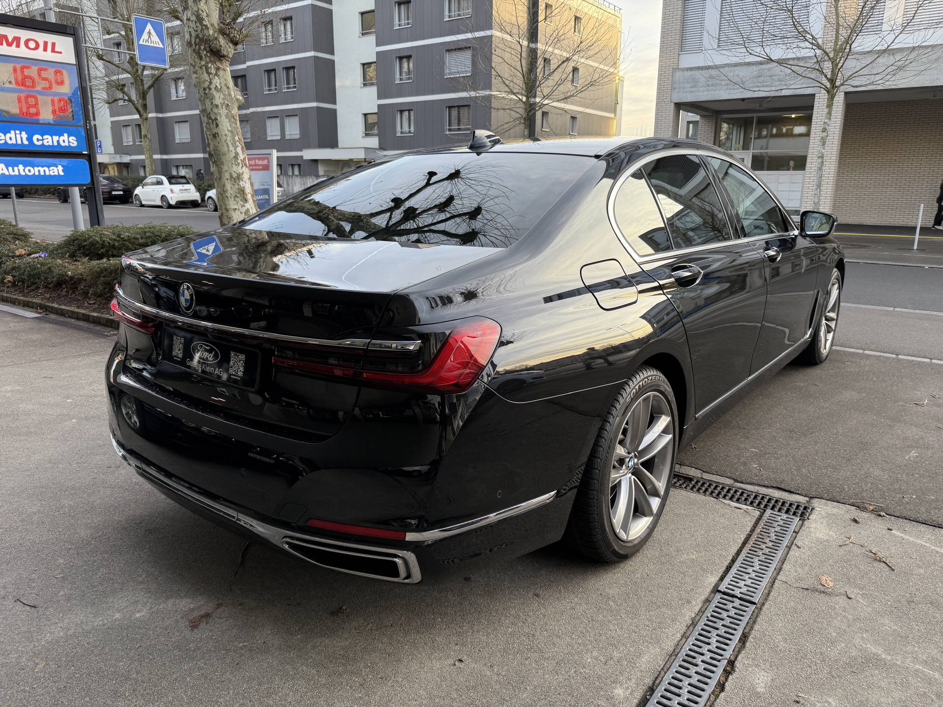 BMW 730d xDrive SAG-showroom-element-2