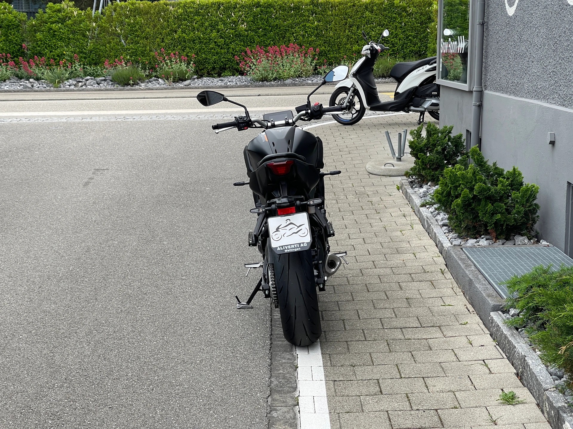 YAMAHA MT-07-image-6