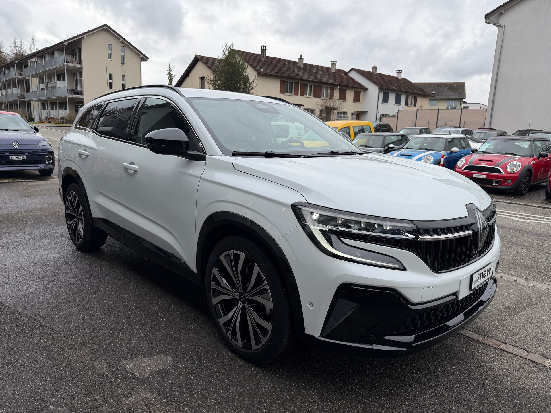 RENAULT Espace 1.2 E-Tech iconic-showroom-element-2