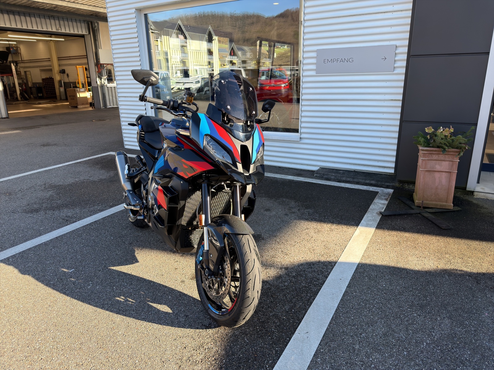 BMW M 1000 XR Competition-image-1