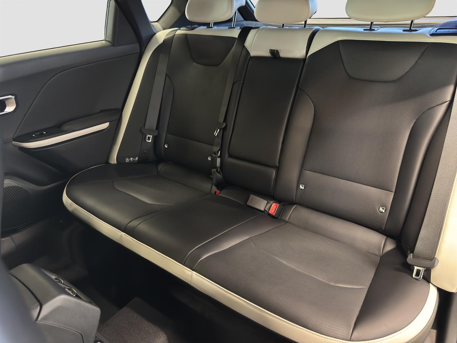 KIA K4 1.6 T-GDi GT-Line-image-5
