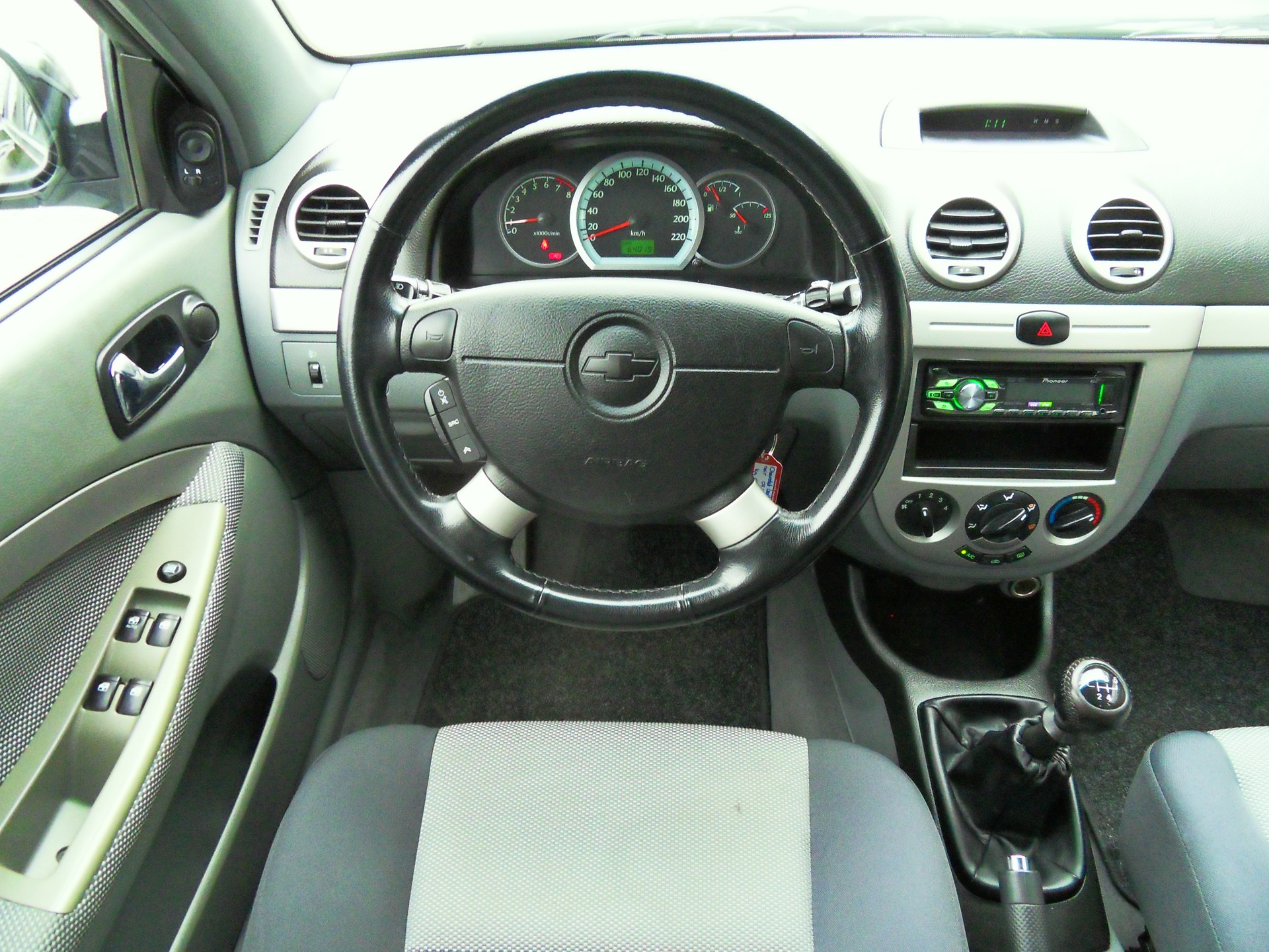 CHEVROLET Lacetti 1.6 16V SX-image-15