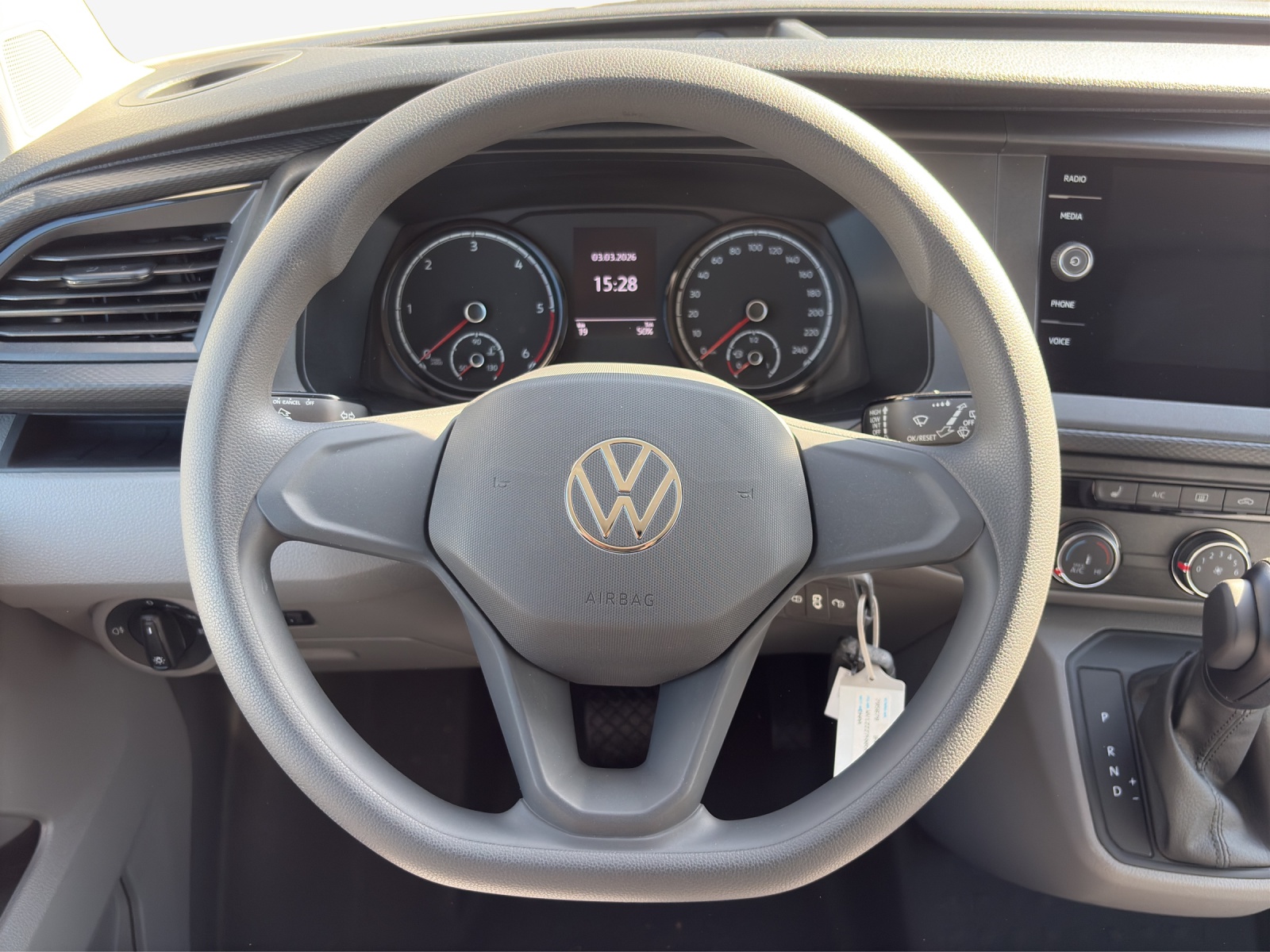 VW T6.1 2.0 TDI Envia Pure DSG-image-9