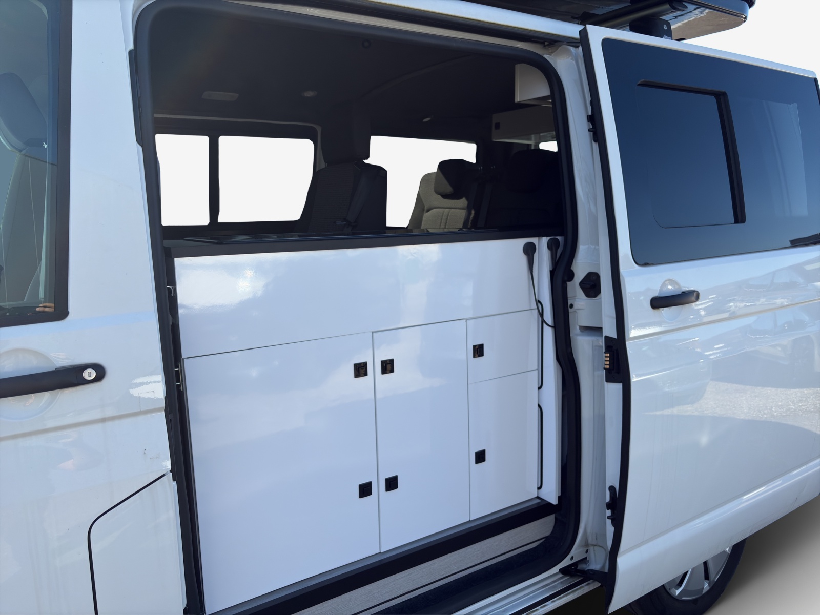 VW T6.1 2.0 TDI Envia Pure DSG-image-14