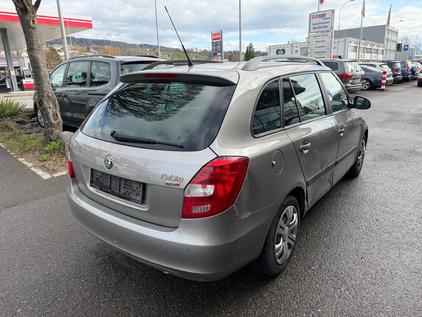 SKODA Fabia 1.2 TSI Ambiente-image-5