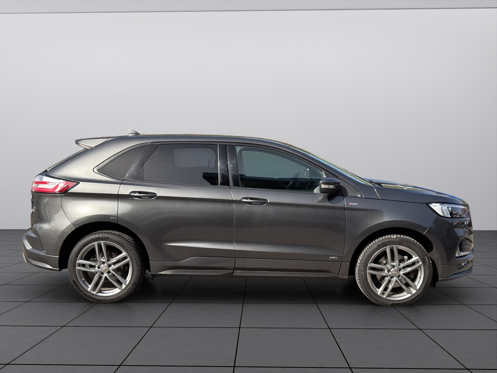 FORD Edge 2.0 EcoBlue 238 ST-Line-showroom-element-3