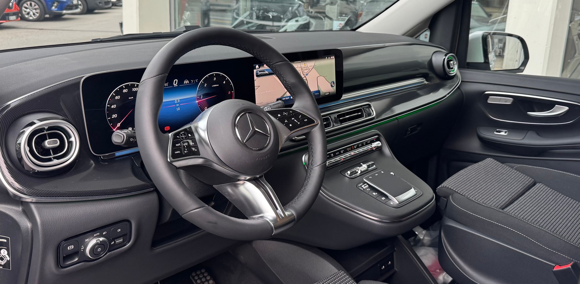 PÖSSL MERCEDES-BENZ Campstar V250 d lang 4matic-image-8