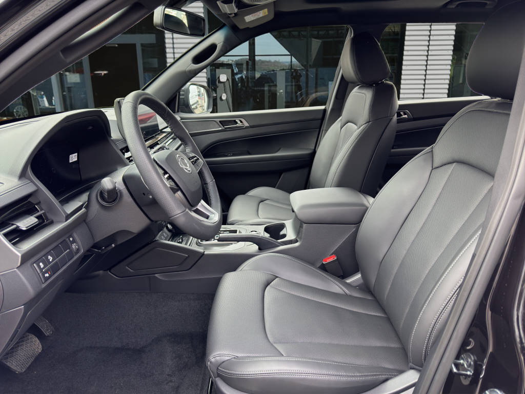 KGM-SsangYong Musso 2.2 e-XDI Sapphire 4WD 6AT-image-8