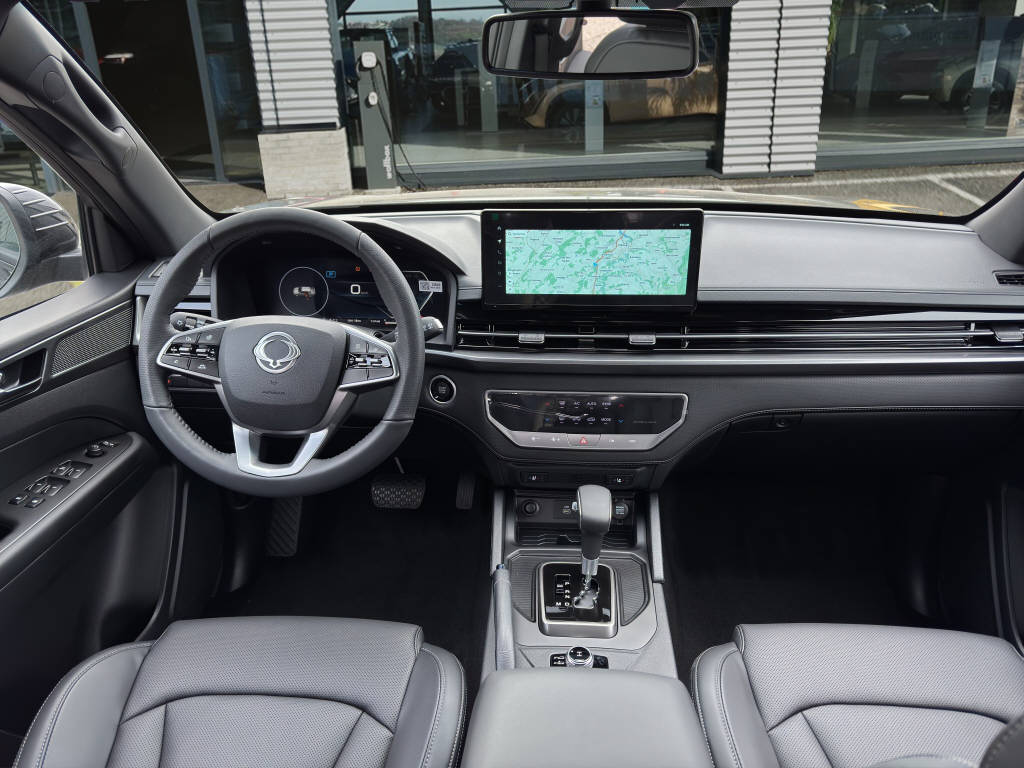 KGM-SsangYong Musso 2.2 e-XDI Sapphire 4WD 6AT-image-12