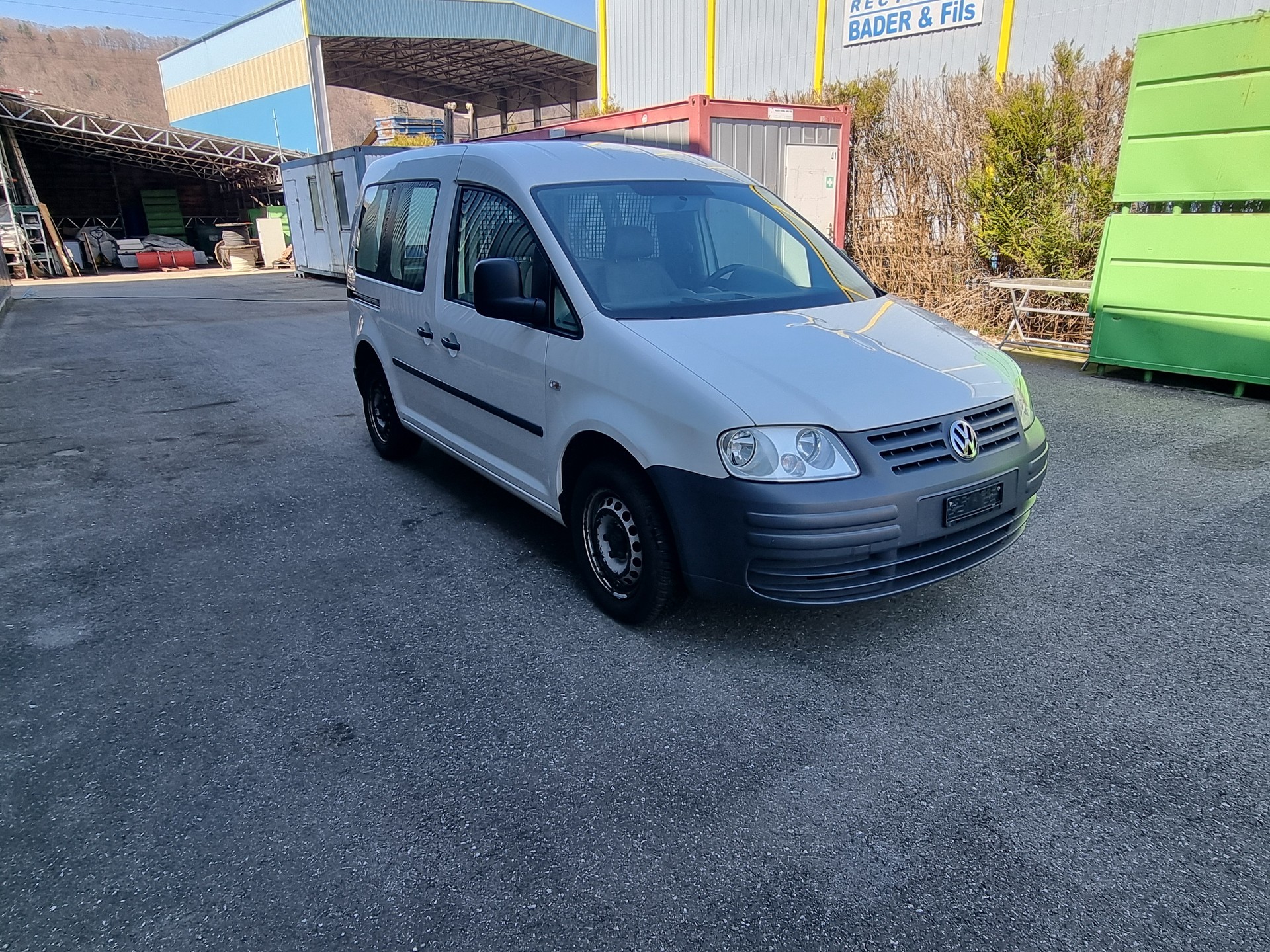VW Caddy 1.9TDI PD-image-1