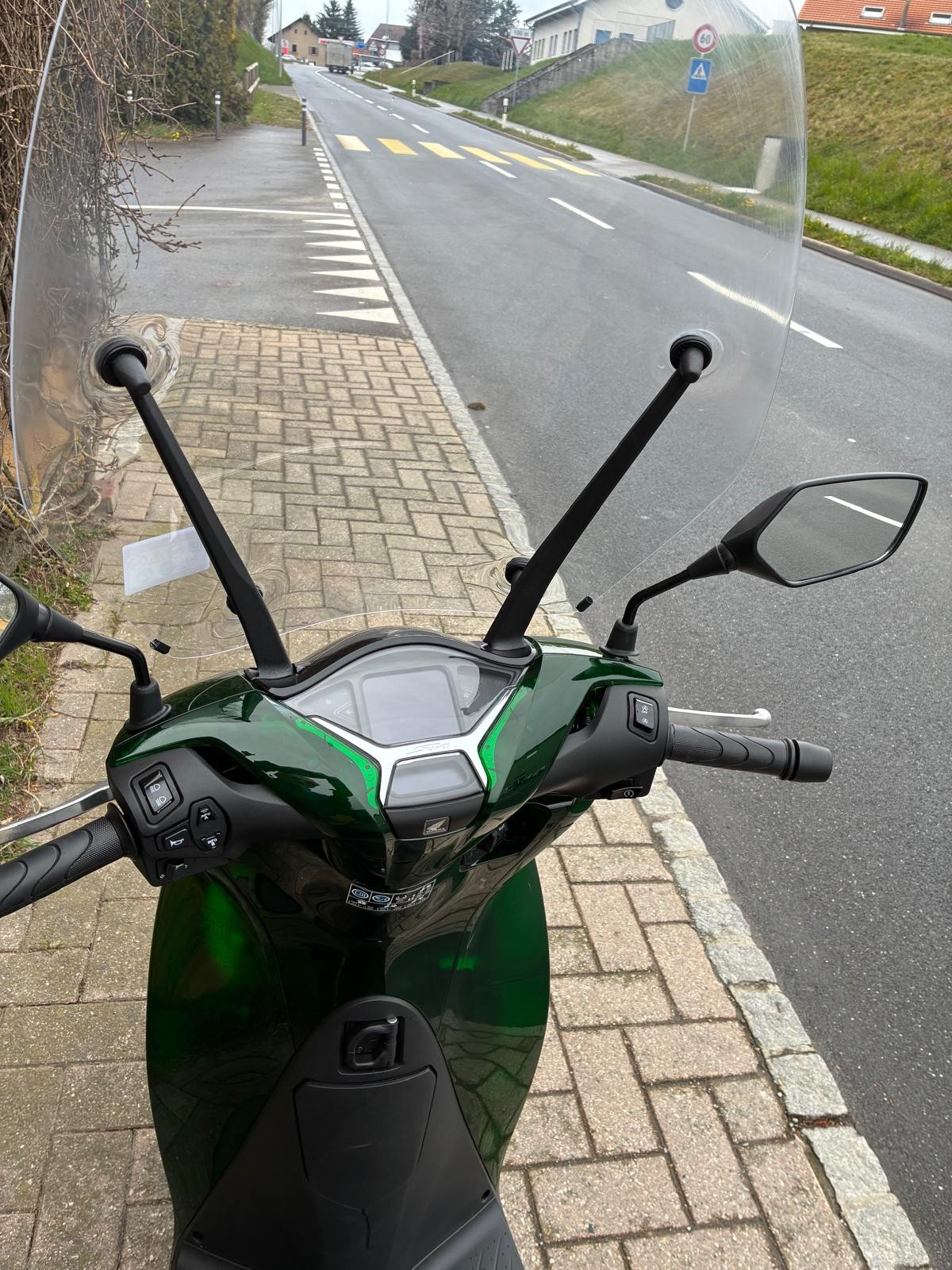 HONDA SH 125 Sporty Vetro-image-10