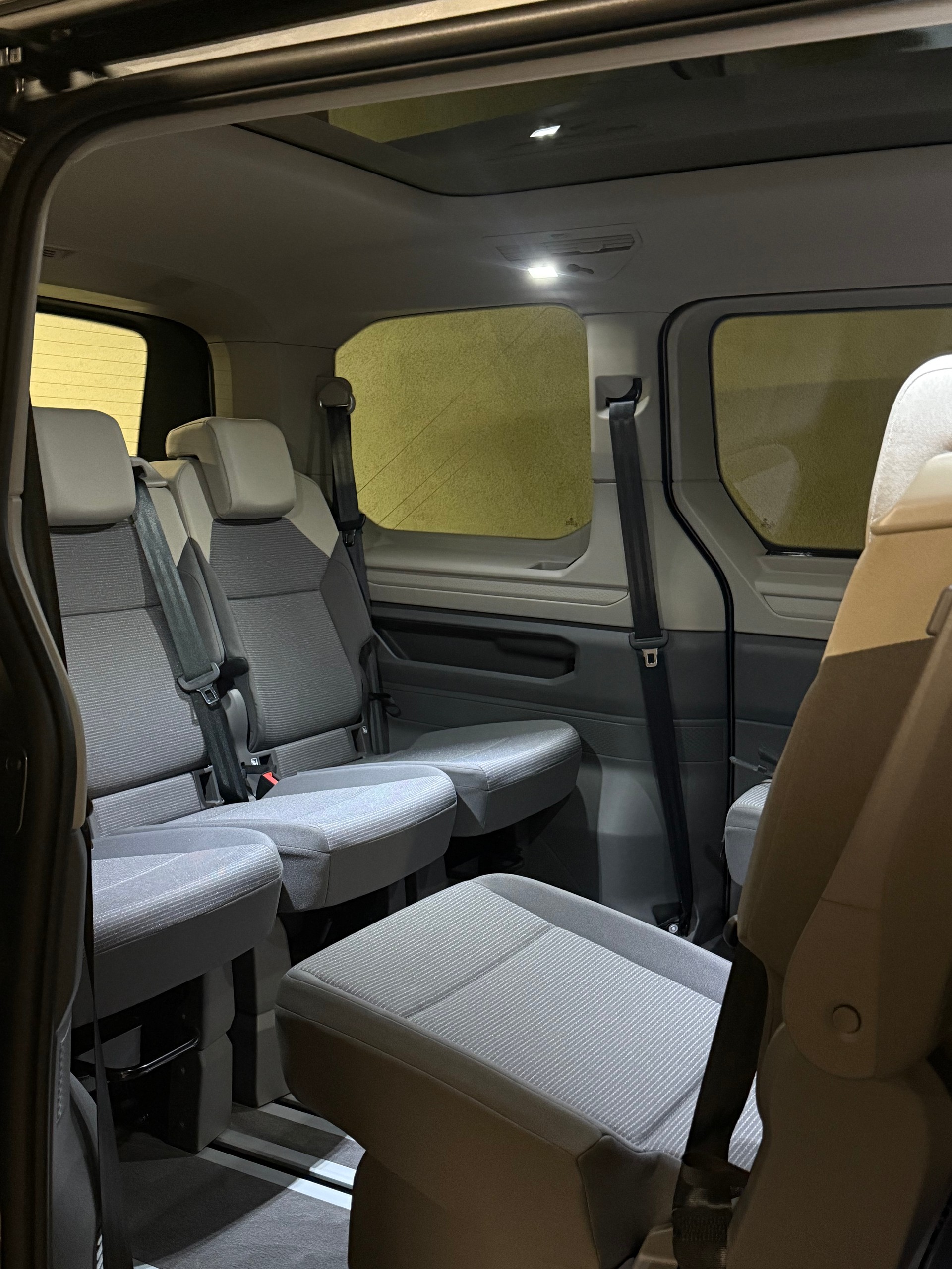 VW Multivan 1.5 eHybrid Style Liberty 4Motion DSG-image-10