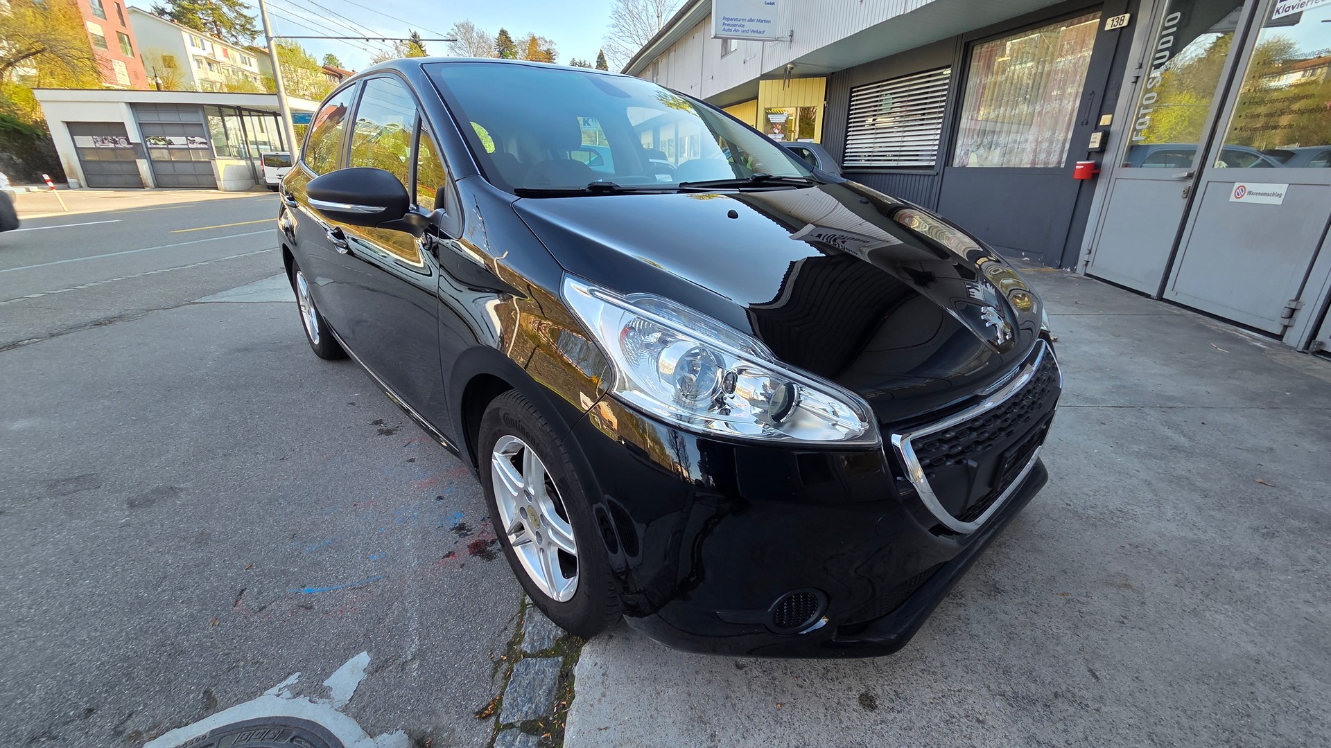 PEUGEOT 208 1.2 VTI Active