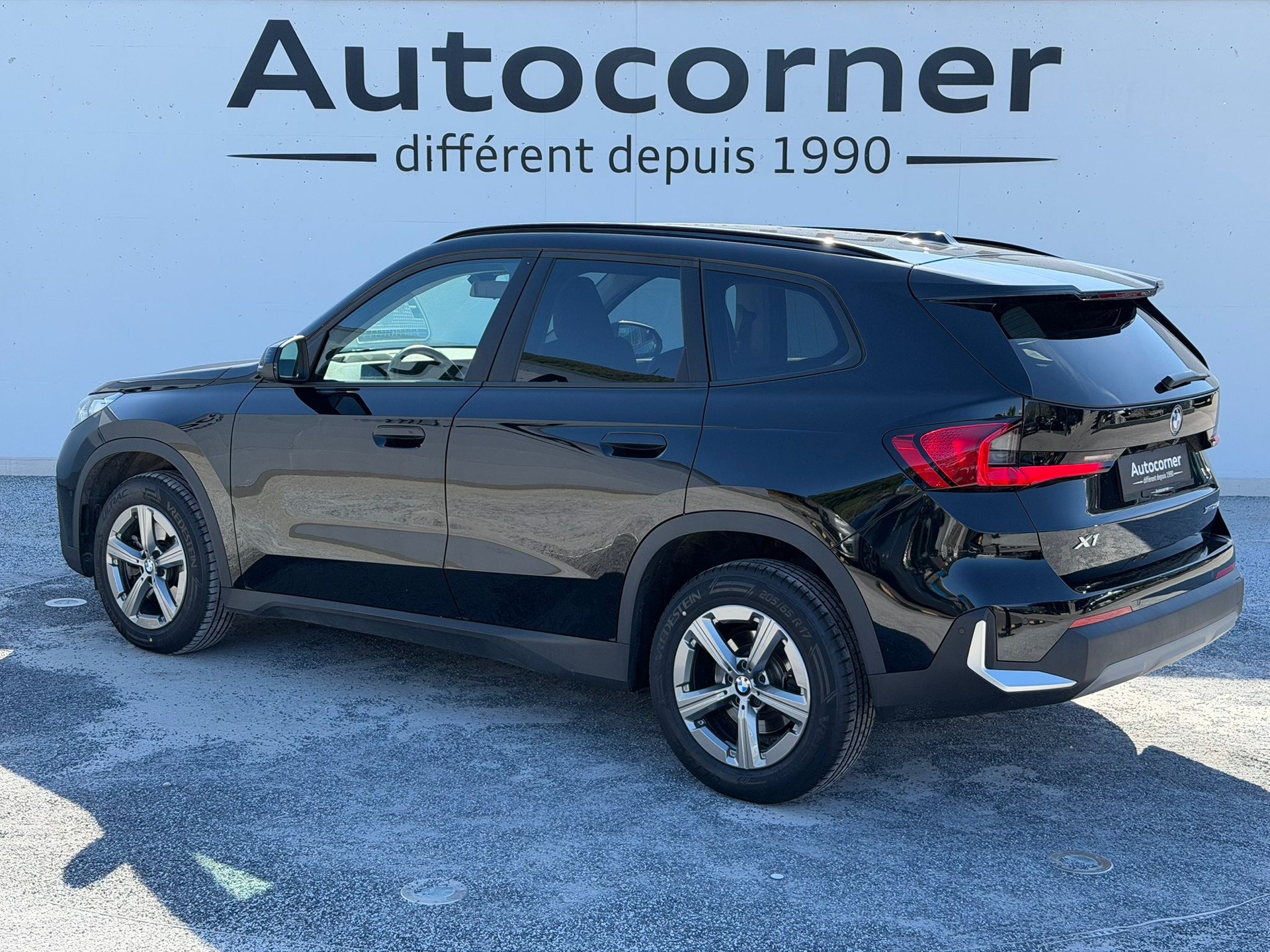 BMW X1 xDrive 23i 48V-image-4