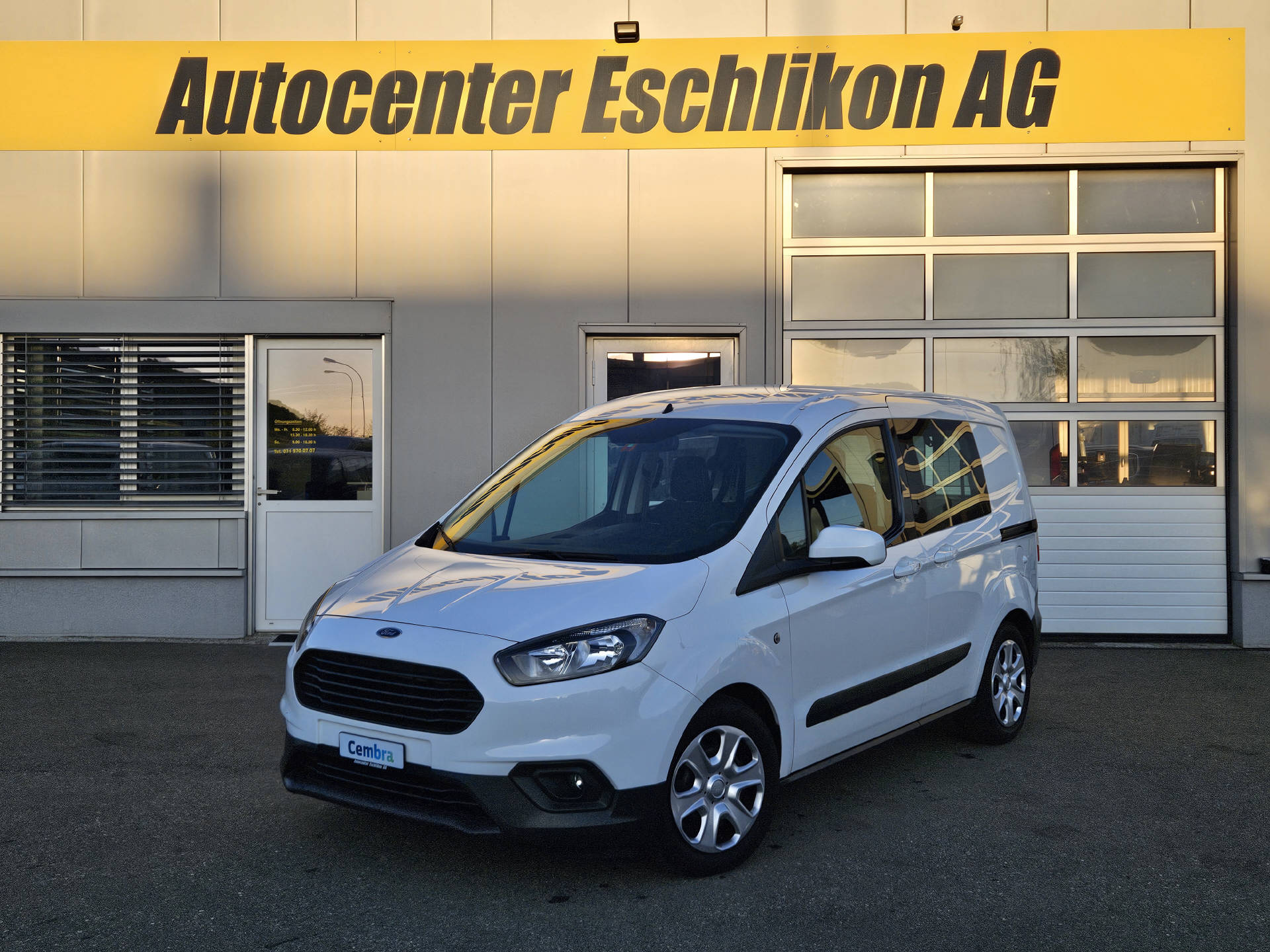 FORD Transit Courier Kombi 1.5 TDCi Trend * Frisch ab MFK * Frisch ab Service *