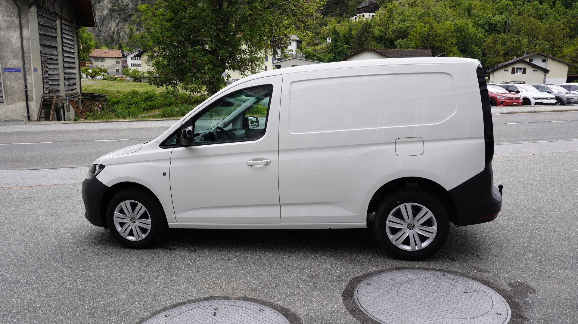 VW Cargo-image-10