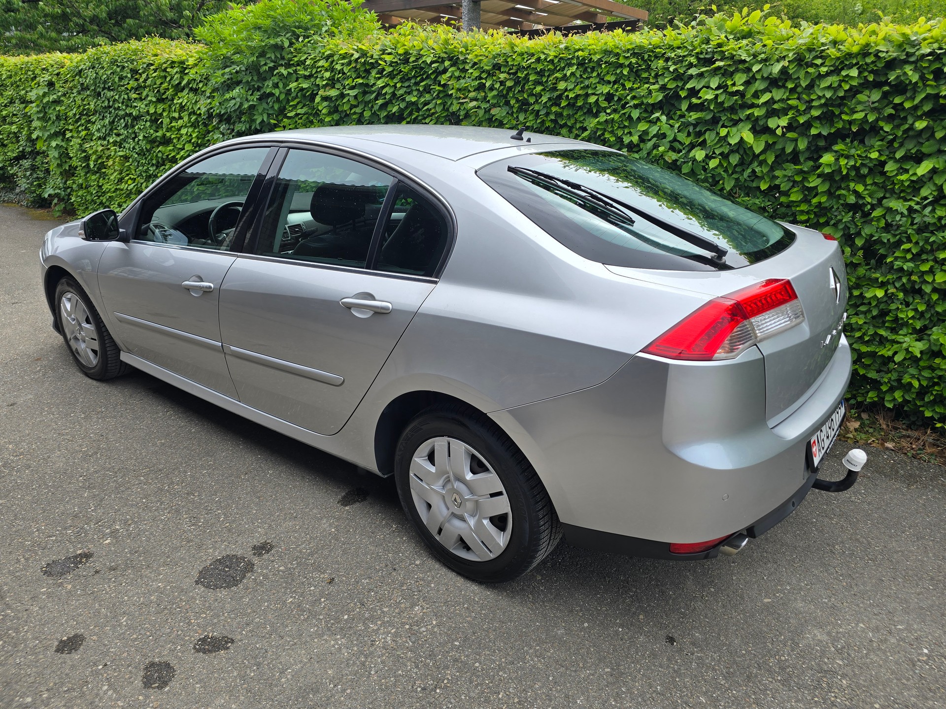 RENAULT Laguna 2.0 dCi Dynamique Automatic-image-3