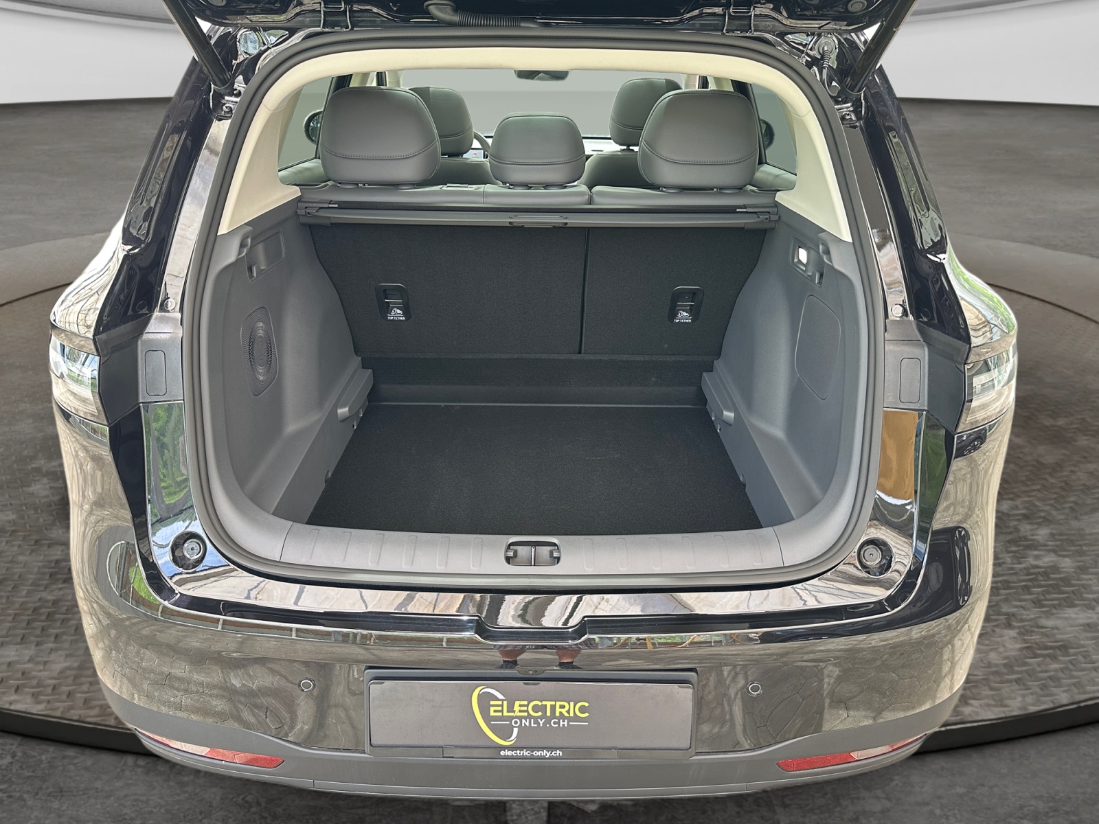 LEAPMOTOR B10 67.1kWh Design-image-18