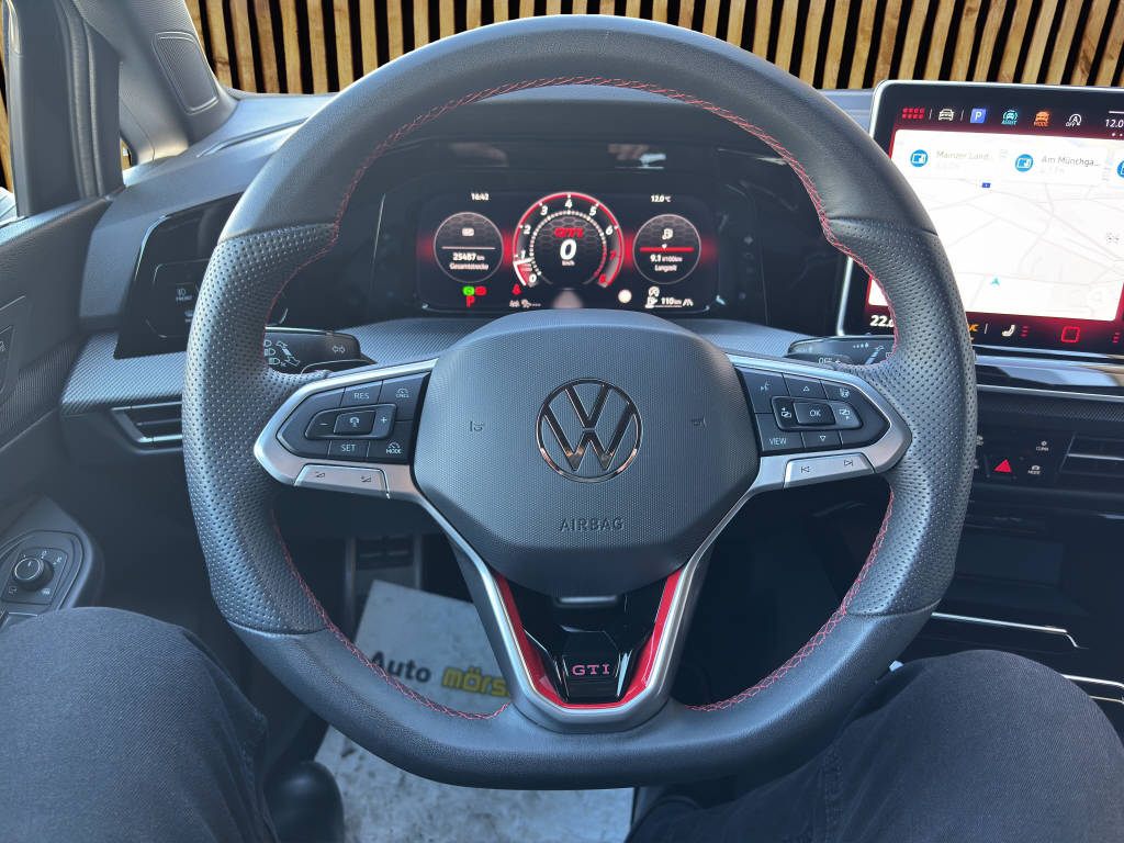 VW Golf VIII 2.0 TSI GTI DSG-image-8