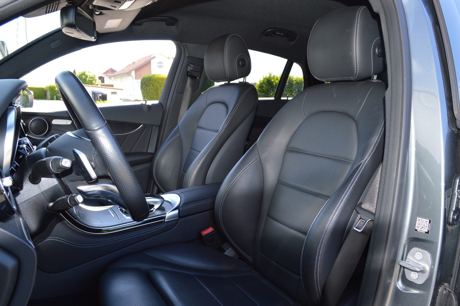MERCEDES-BENZ GLC Coupé 250 AMG Line 4Matic 9G-Tronic-image-9