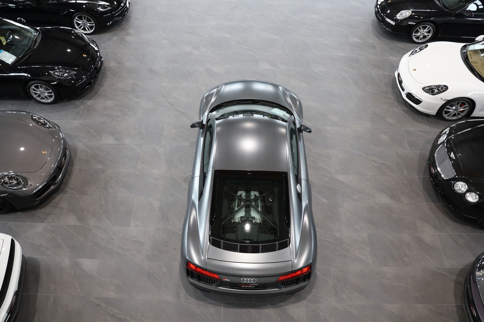 AUDI R8 Coupé 5.2 RWS S-Tronic-image-7