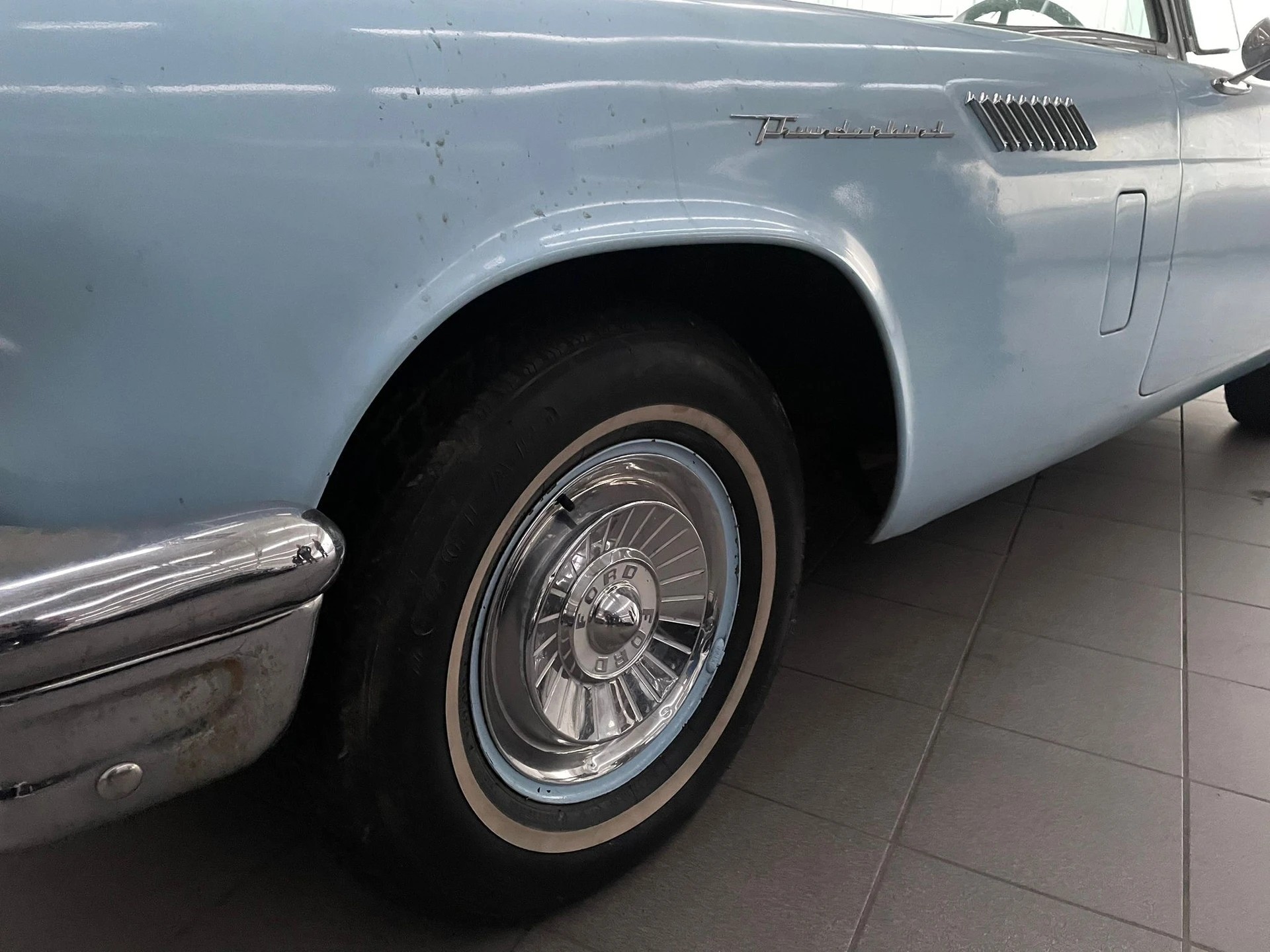 FORD Thunderbird-image-2