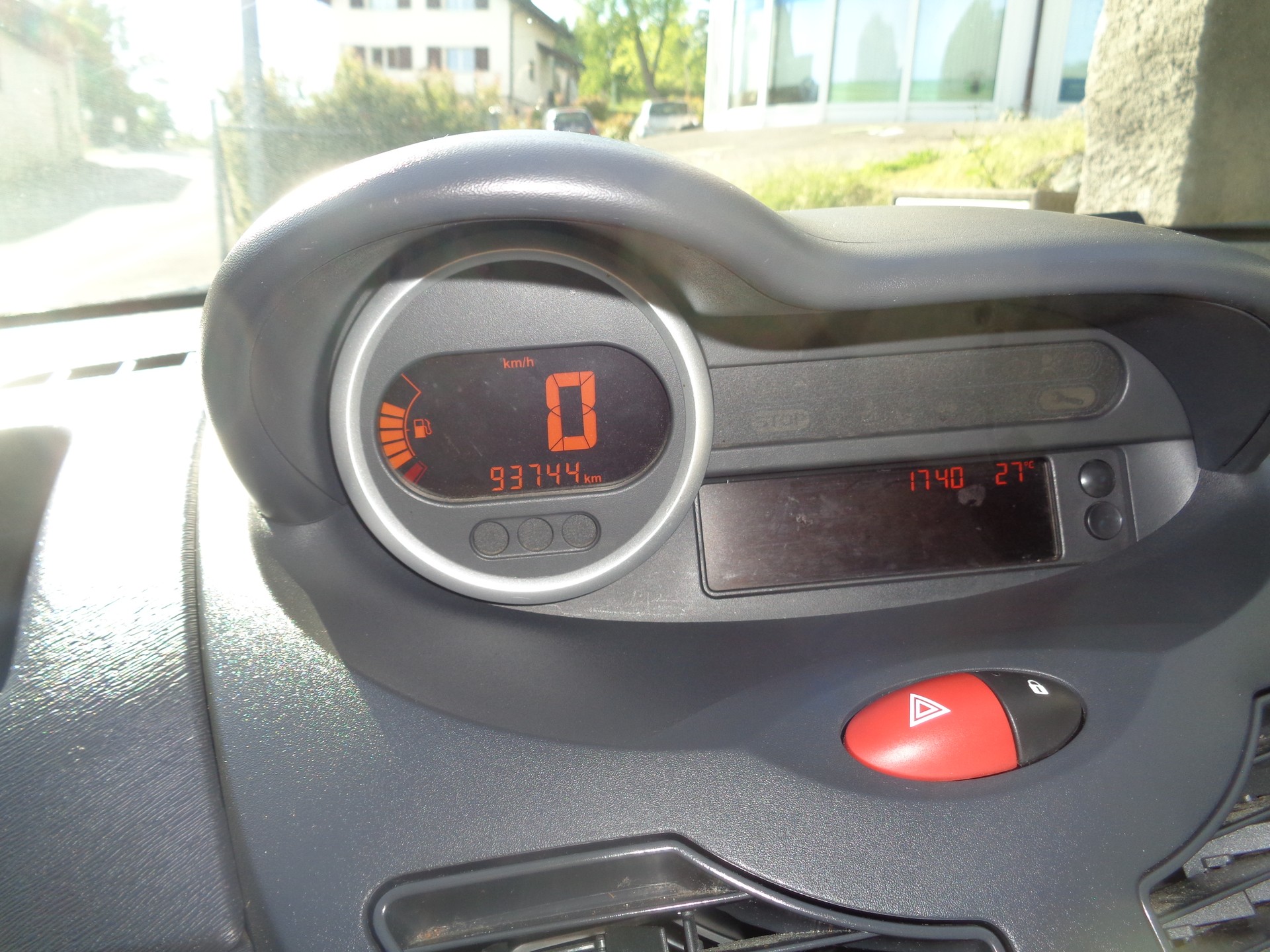 RENAULT Twingo 1.2 16V Dynamique-image-13