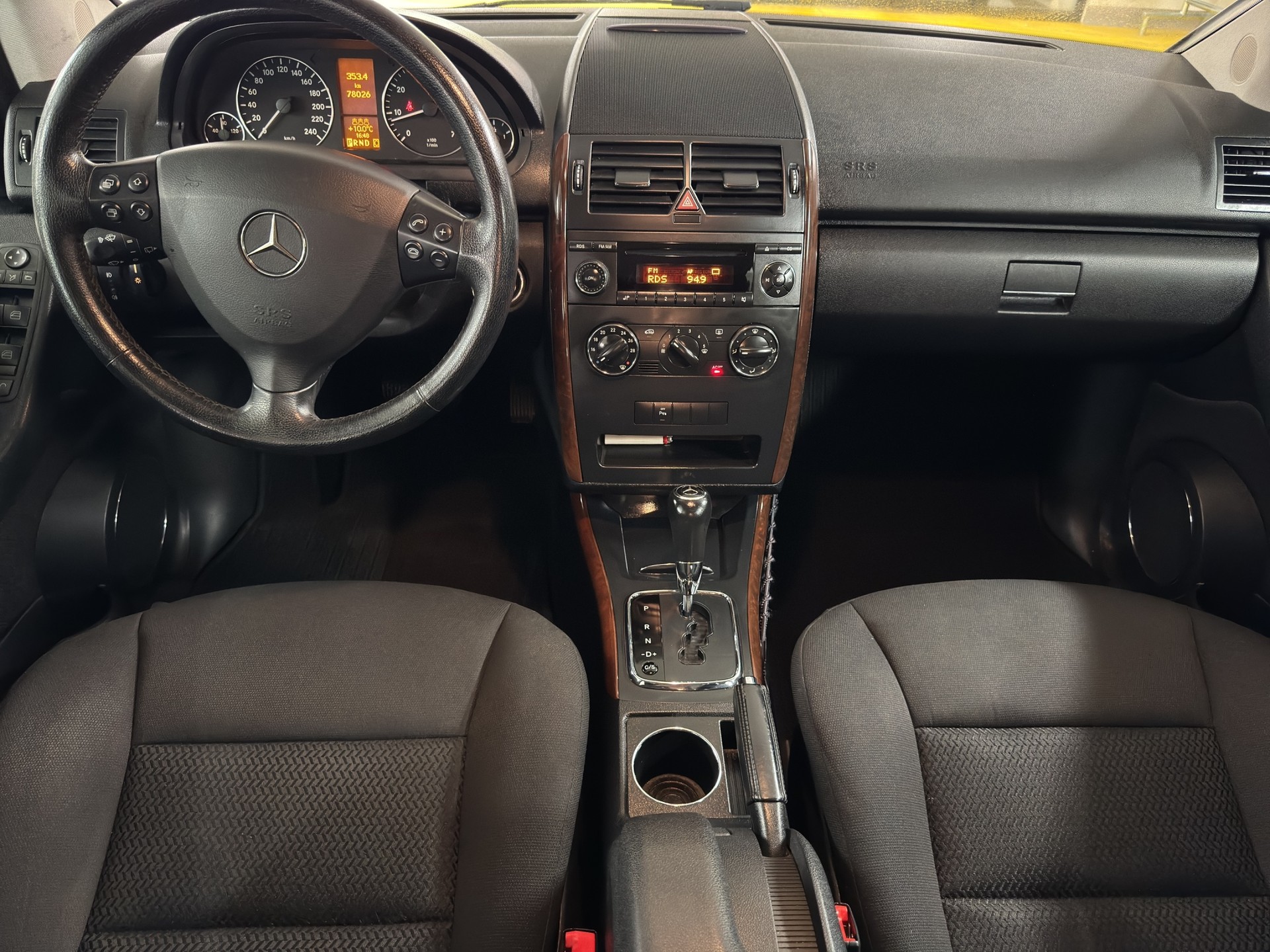 MERCEDES-BENZ A 170 Elégance-image-10