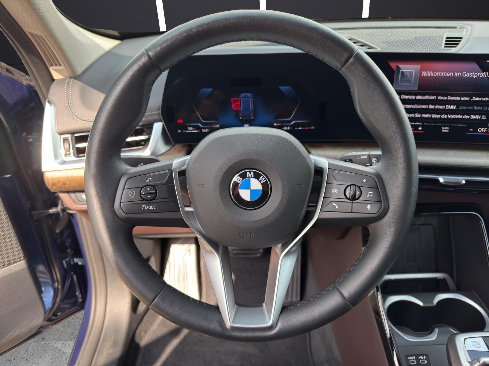 BMW X1 xDrive23i-image-14