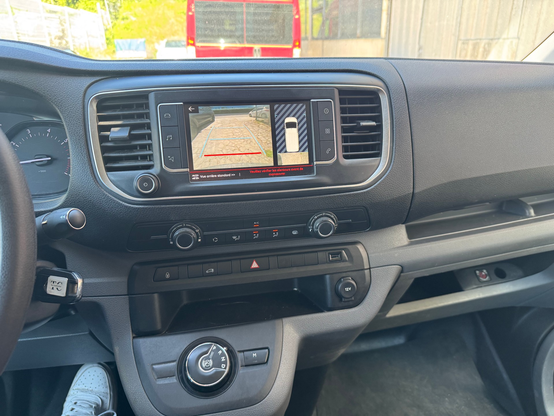 CITROEN Jumpy 2.0 BlueHDi 120 M Club EAT8 garantie 2 ans 🇨🇭-image-10
